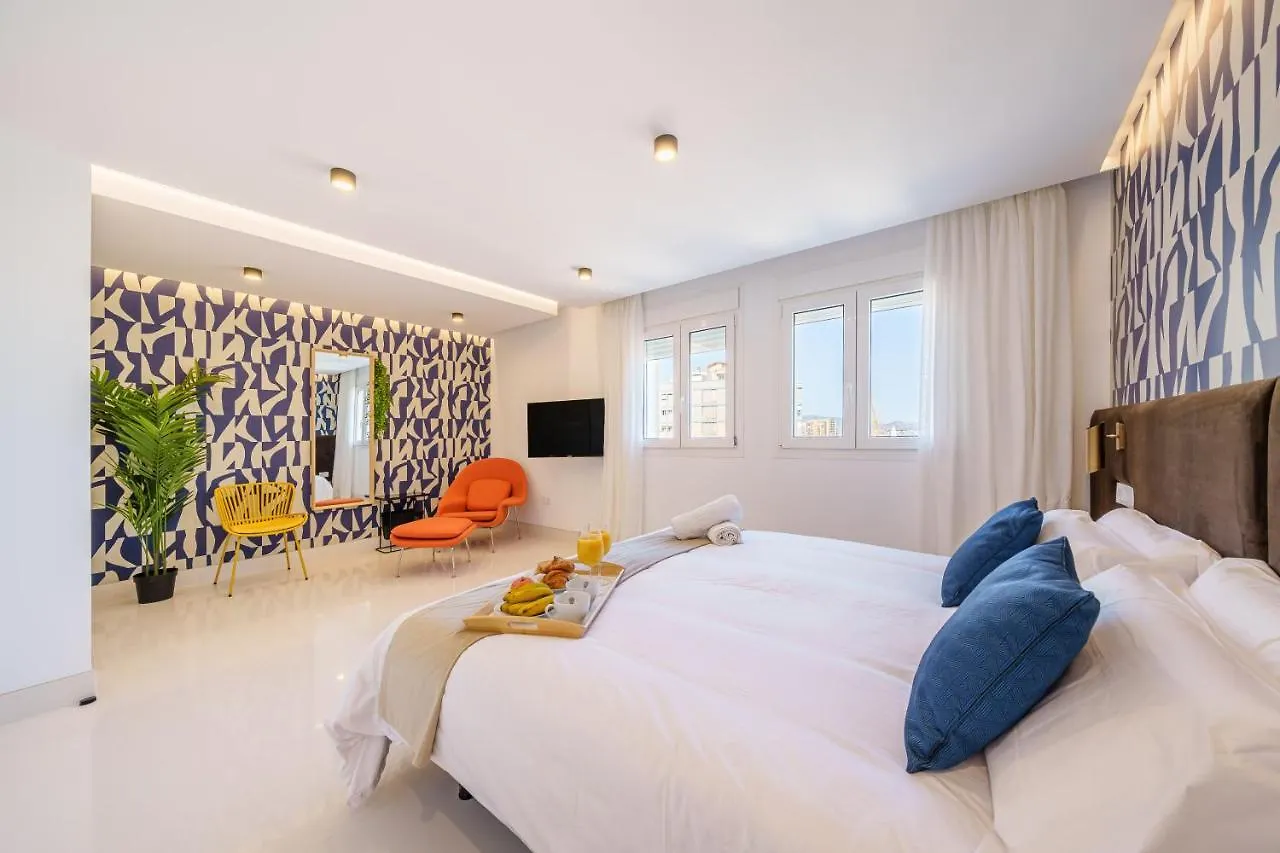 Near Beach Stunning Views & Comfort Malaga 0*,